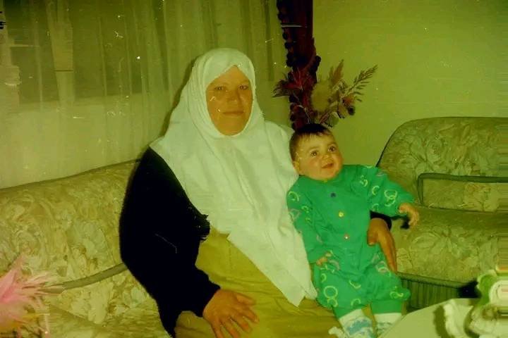 فريال يحيى عبد الفتاح سلهب